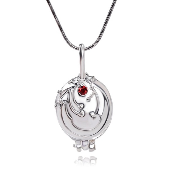 The Vampire Diaries Elena Gilbert Vervain Necklace - Picture 3 of 8